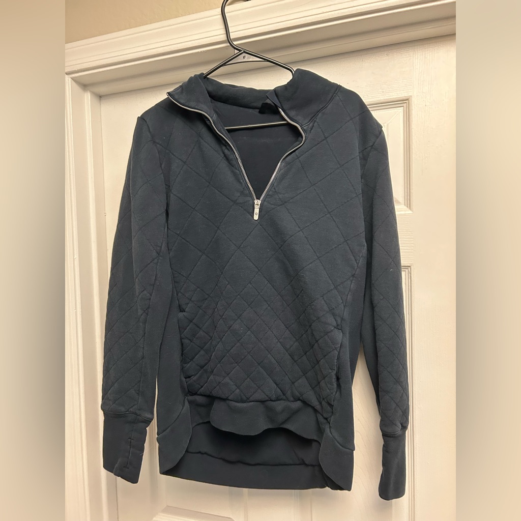 Lululemon Women’s Quarter Zip